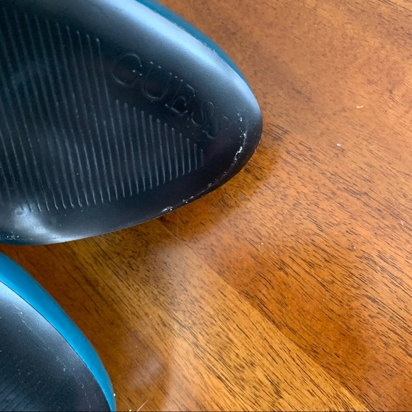 Guess Dress Shoes - Picture 6 of 7